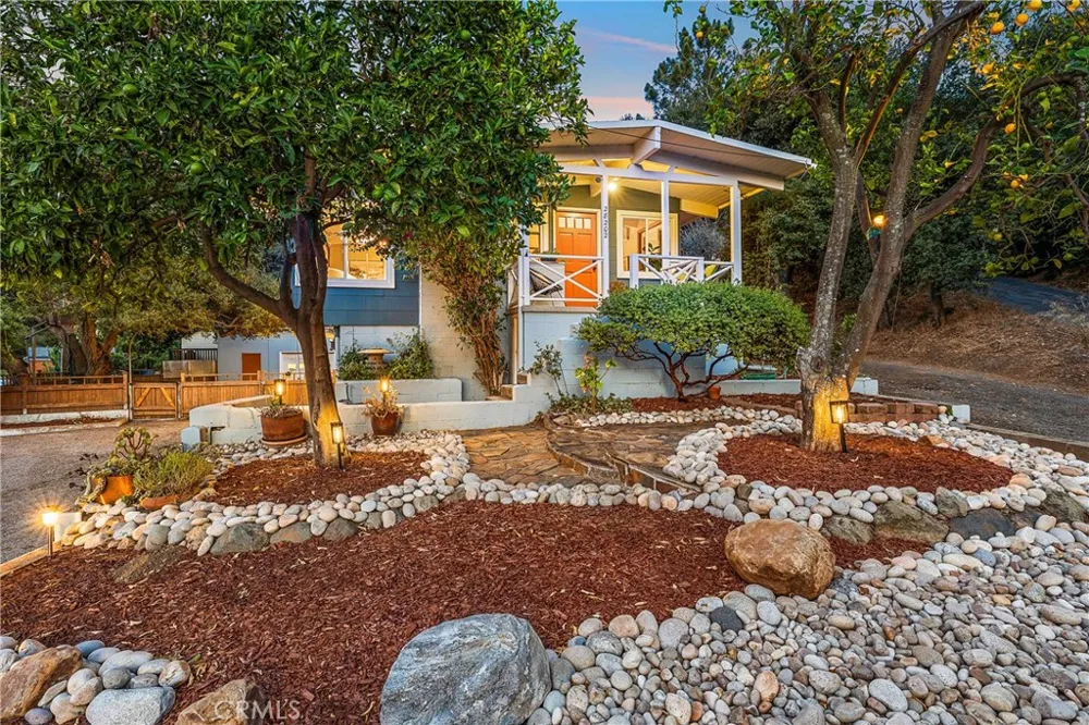 28202 Bytha Way Silverado, CA 92676