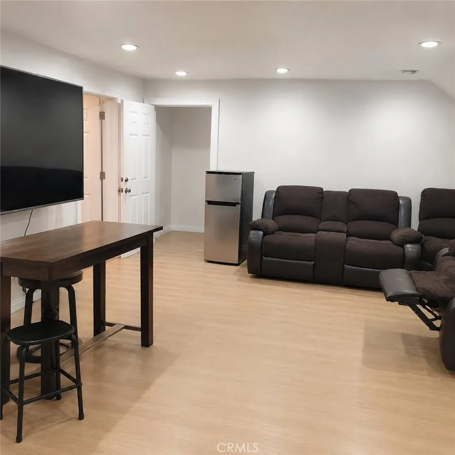 14856 Mystic Street Whittier, CA 90604