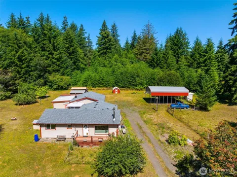 82 Chenois Valley Road