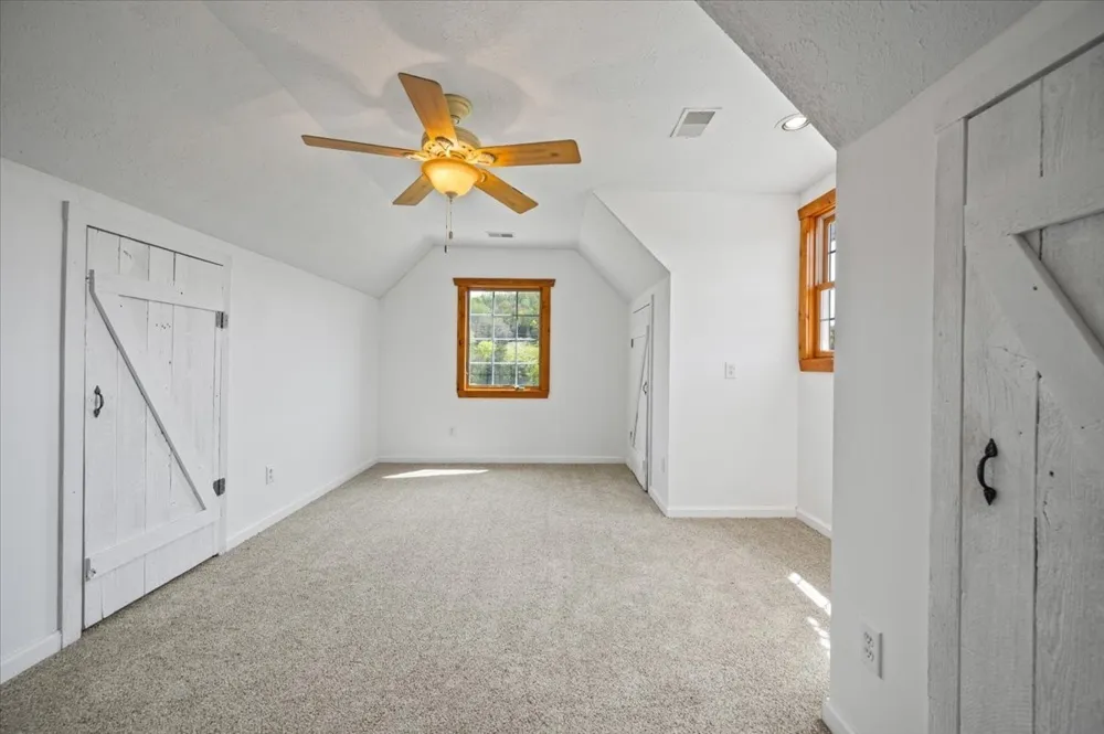 216 Old Wolf Hill Rd Bethpage, TN 37022