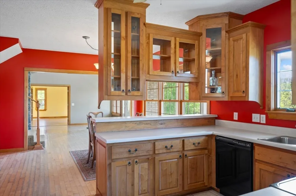 216 Old Wolf Hill Rd Bethpage, TN 37022