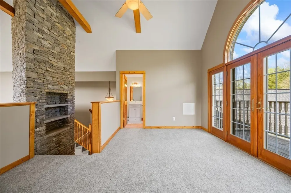 216 Old Wolf Hill Rd Bethpage, TN 37022