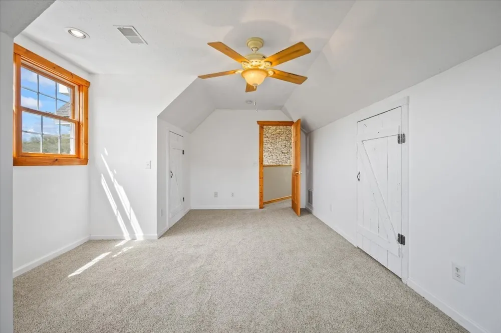 216 Old Wolf Hill Rd Bethpage, TN 37022
