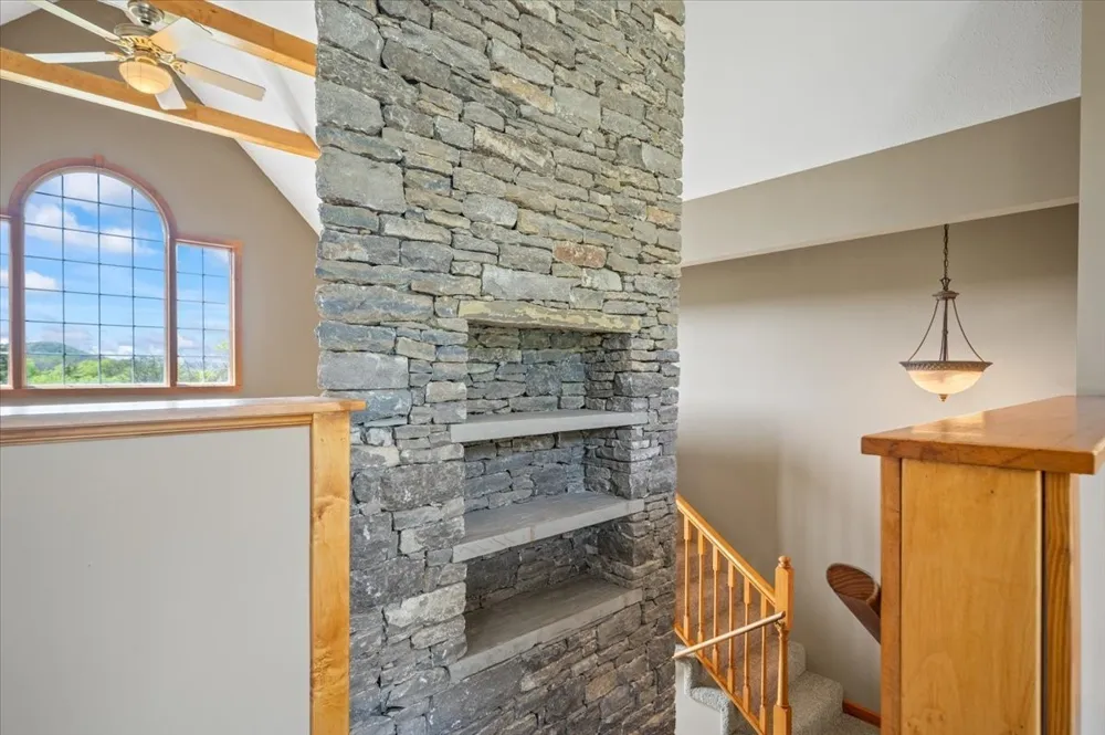 216 Old Wolf Hill Rd Bethpage, TN 37022