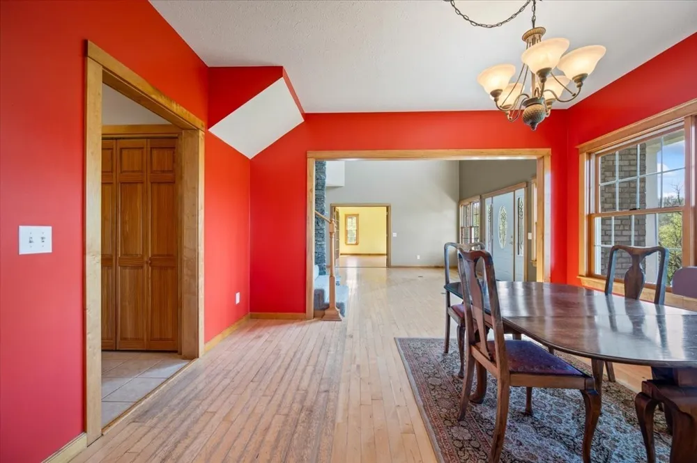 216 Old Wolf Hill Rd Bethpage, TN 37022