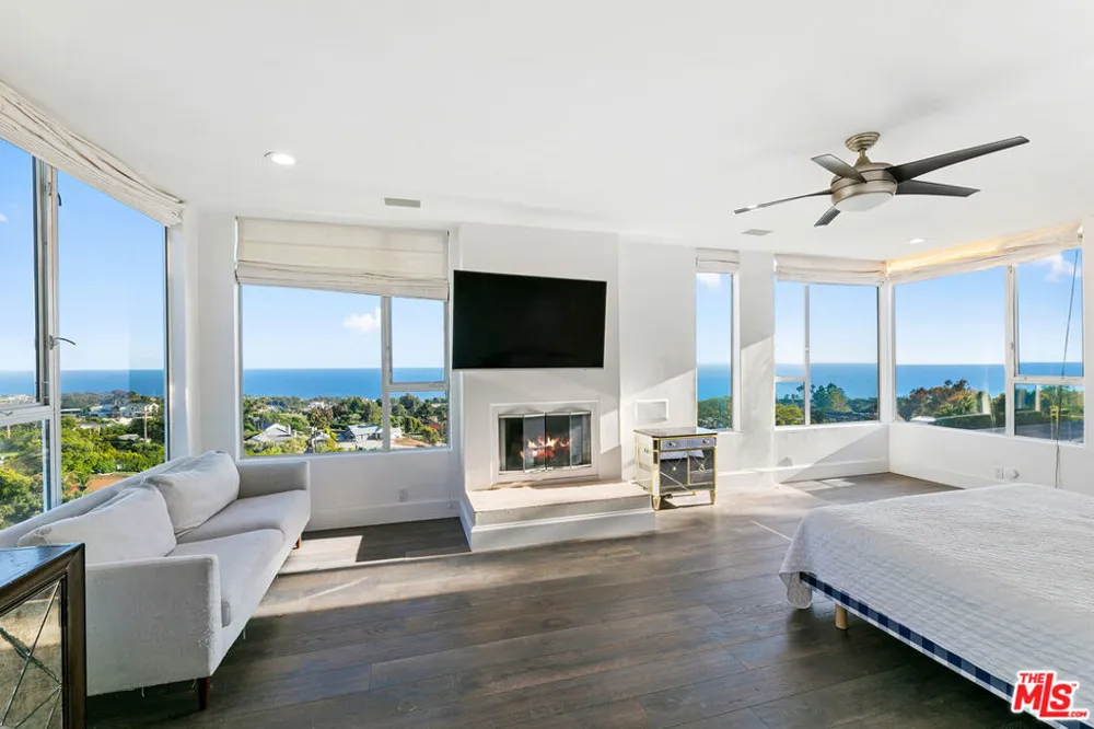 30112 Cuthbert Road Malibu, CA 90265