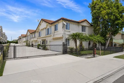 9333 Elm Vista Drive #4