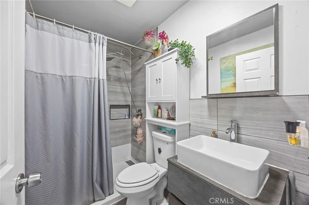9333 Elm Vista Drive #4 Downey, CA 90242