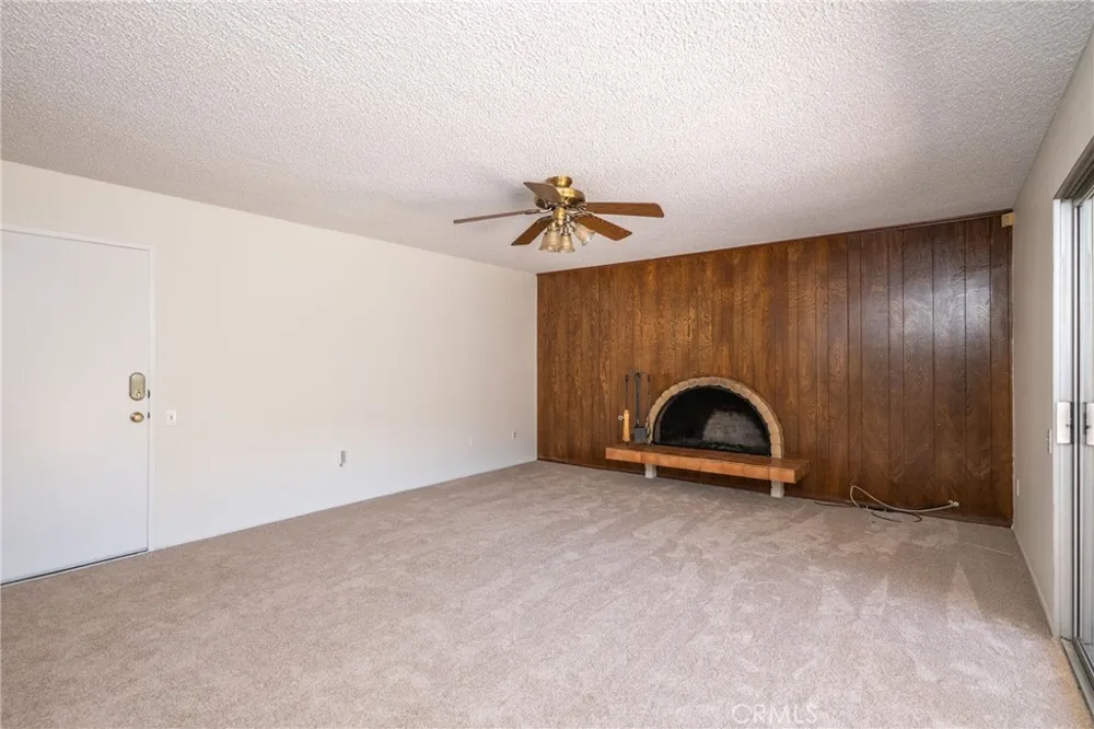 5740 Via Cervantes Riverside, CA 92506
