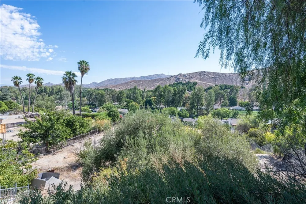 5740 Via Cervantes Riverside, CA 92506