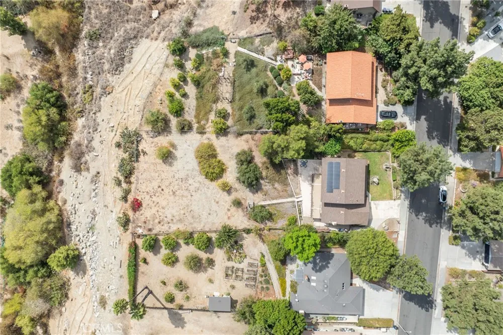 5740 Via Cervantes Riverside, CA 92506