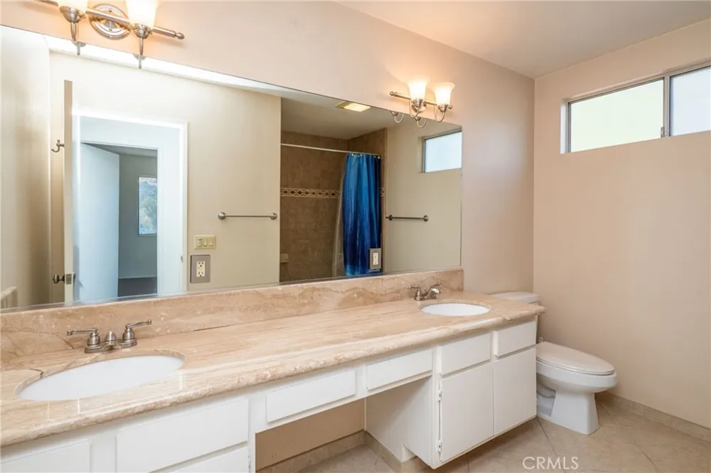 5740 Via Cervantes Riverside, CA 92506