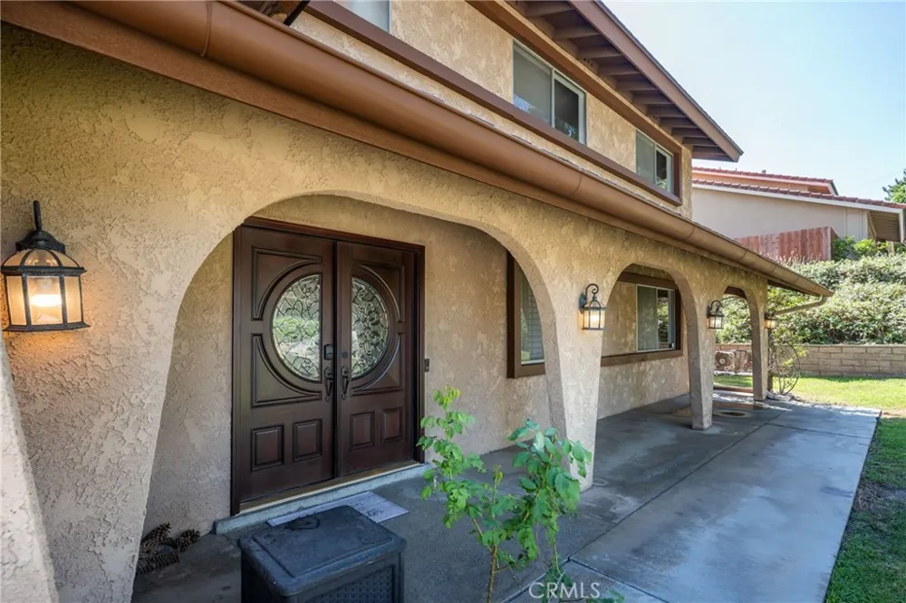 5740 Via Cervantes Riverside, CA 92506