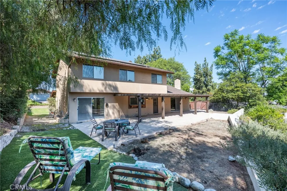 5740 Via Cervantes Riverside, CA 92506