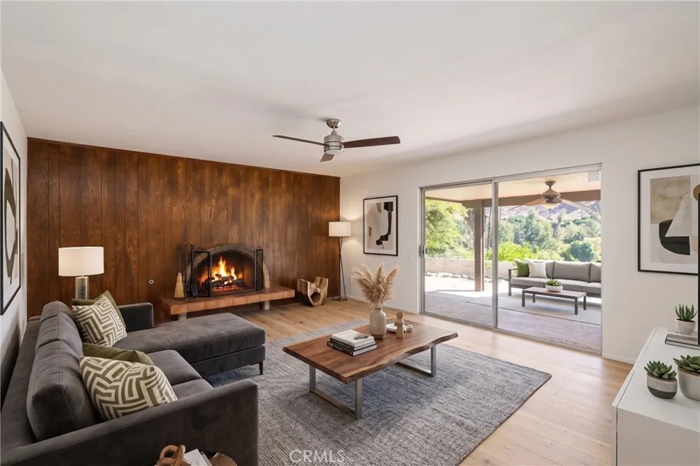 5740 Via Cervantes Riverside, CA 92506