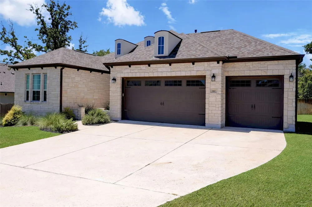 140 Kellogg Lane Bastrop, TX 78602