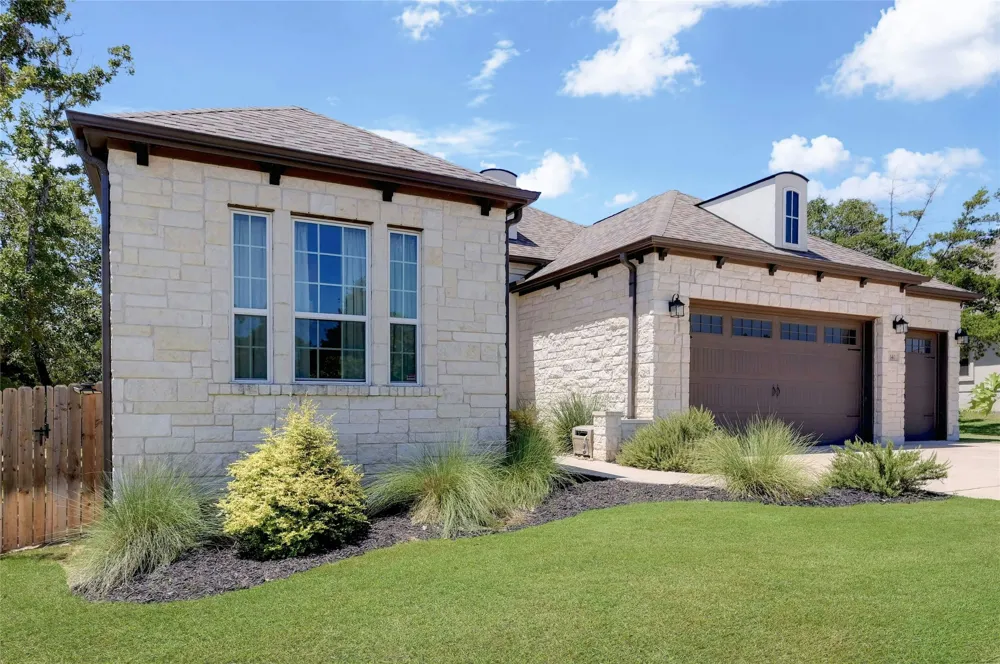 140 Kellogg Lane Bastrop, TX 78602