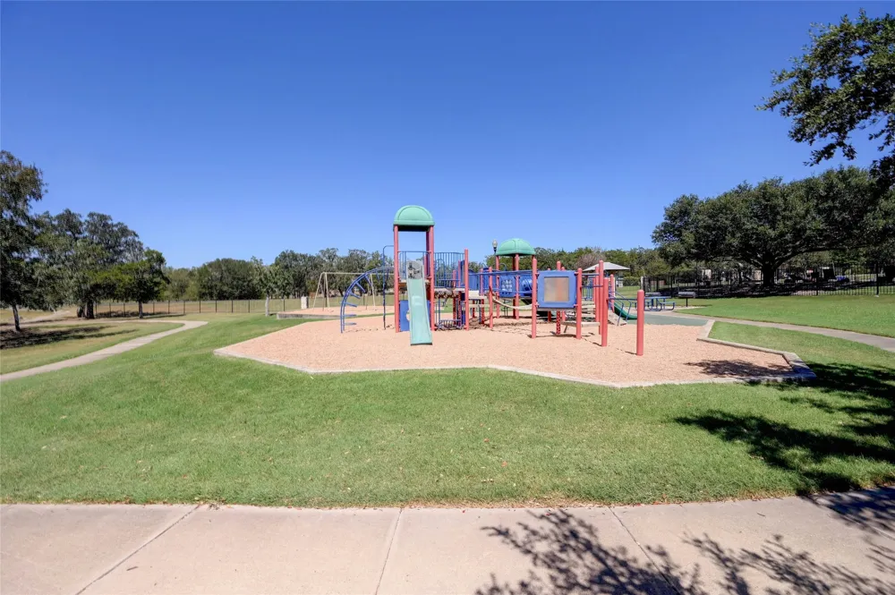140 Kellogg Lane Bastrop, TX 78602