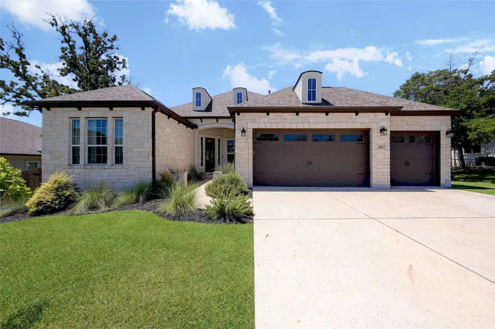 140 Kellogg Lane Bastrop, TX 78602