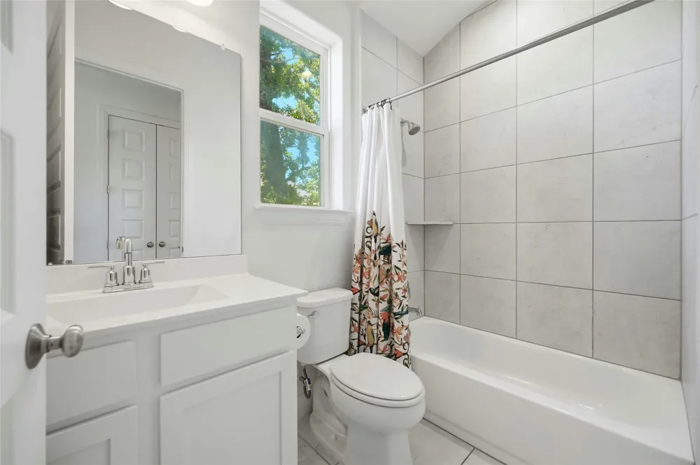 140 Kellogg Lane Bastrop, TX 78602