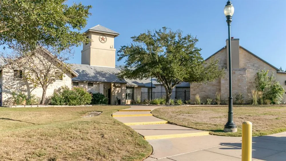 140 Kellogg Lane Bastrop, TX 78602