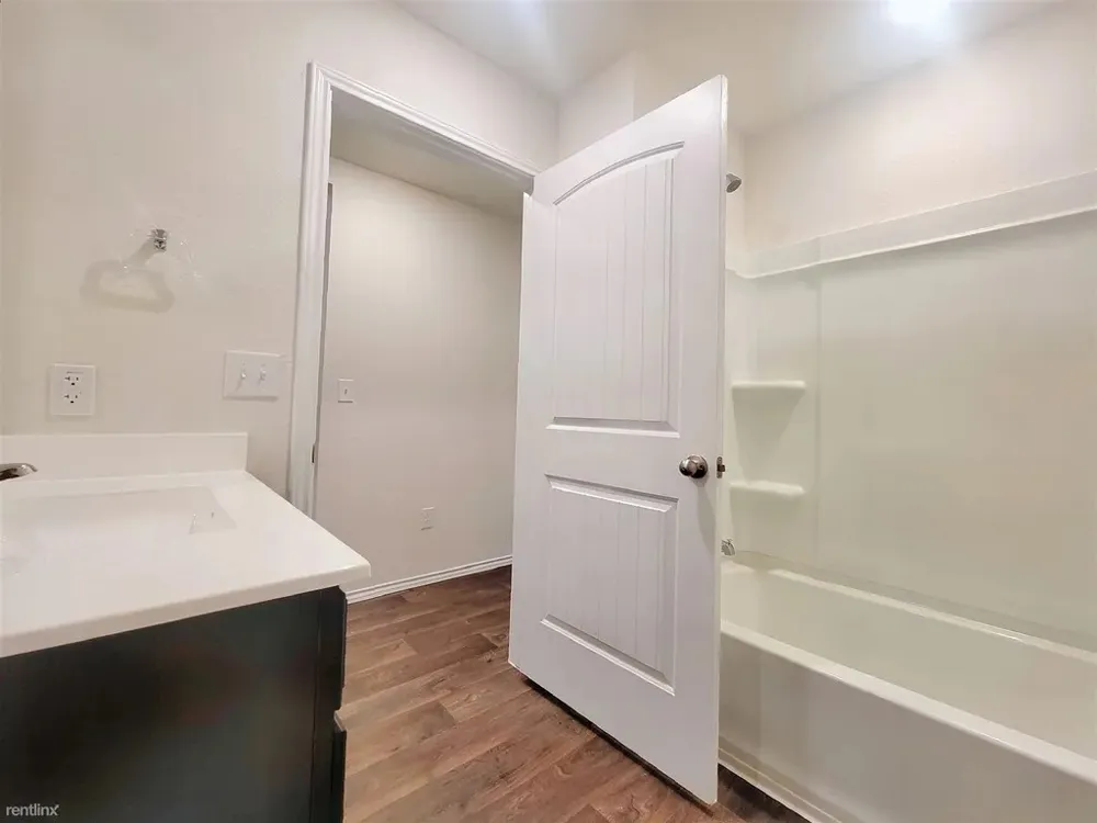 14504 Fitzgibbon Drive Austin, TX 78725