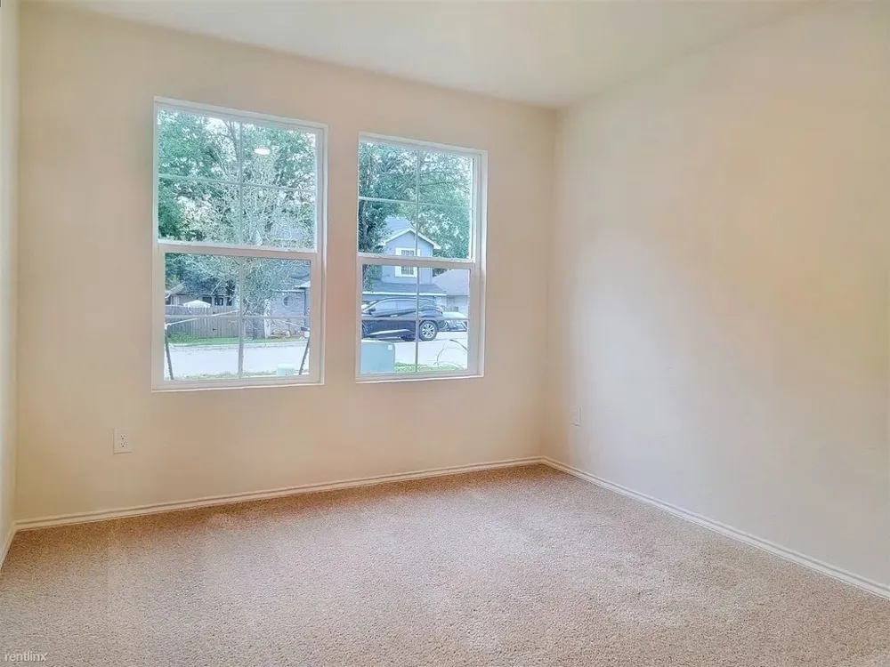 14504 Fitzgibbon Drive Austin, TX 78725