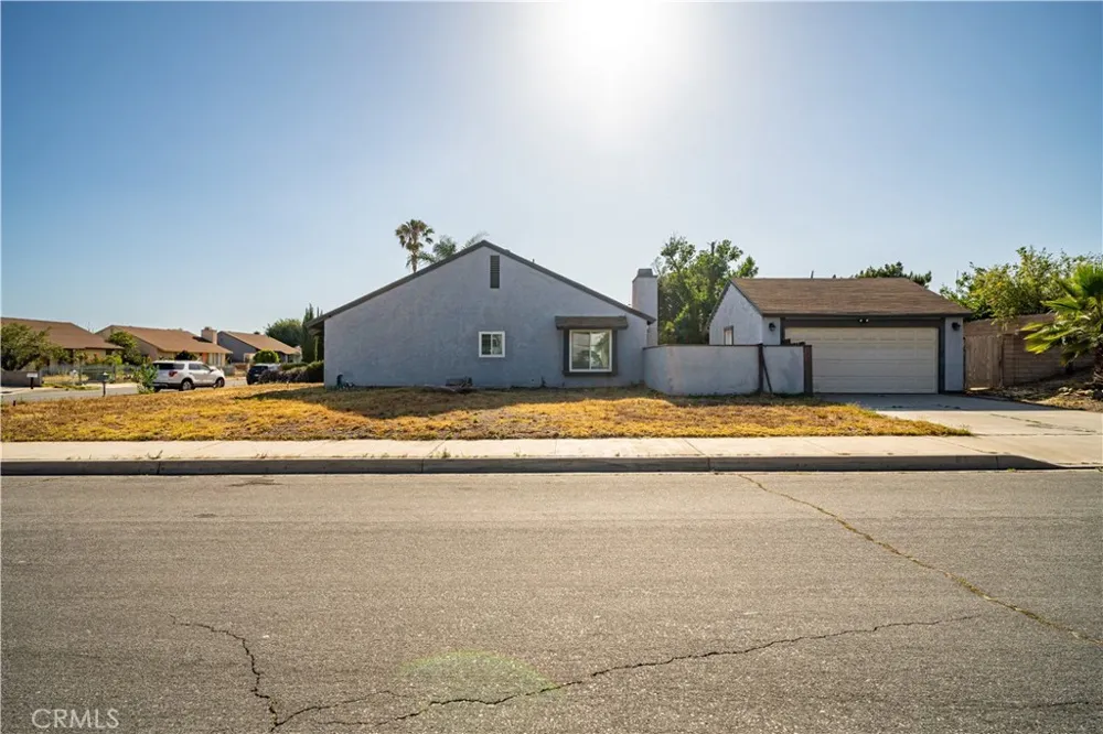 1328 W Jackson Rialto, CA 92376