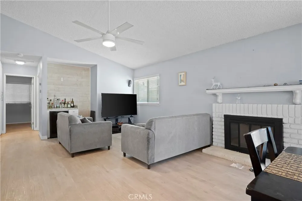 1328 W Jackson Rialto, CA 92376
