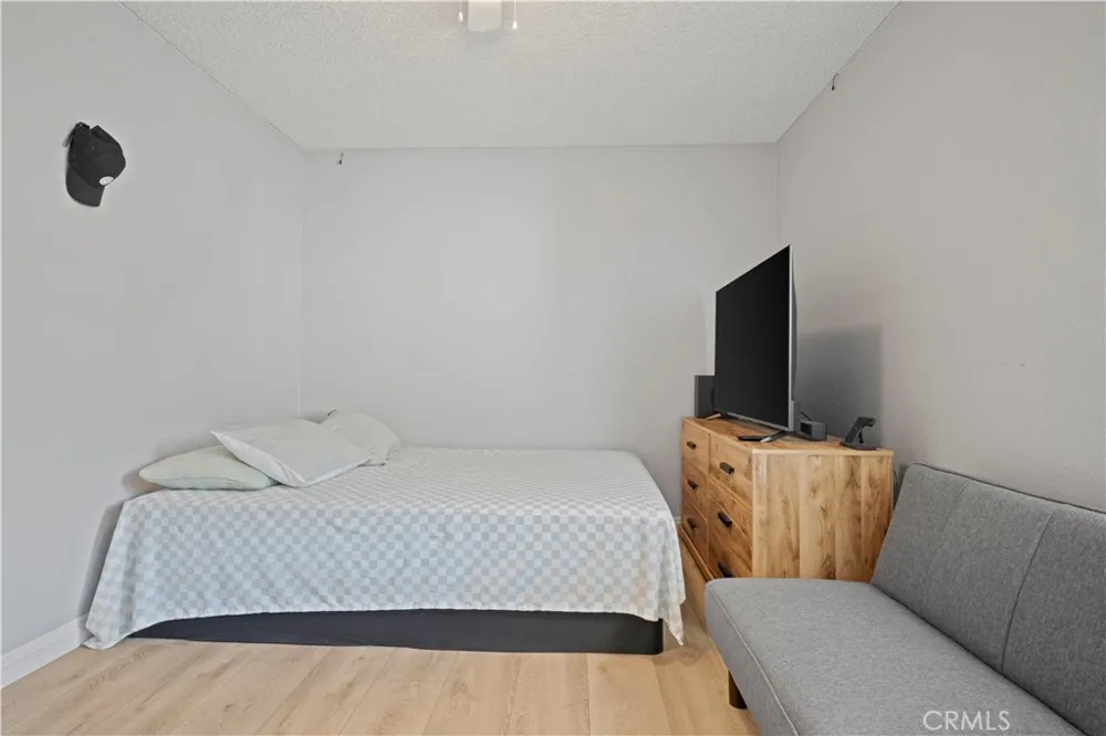 1328 W Jackson Rialto, CA 92376