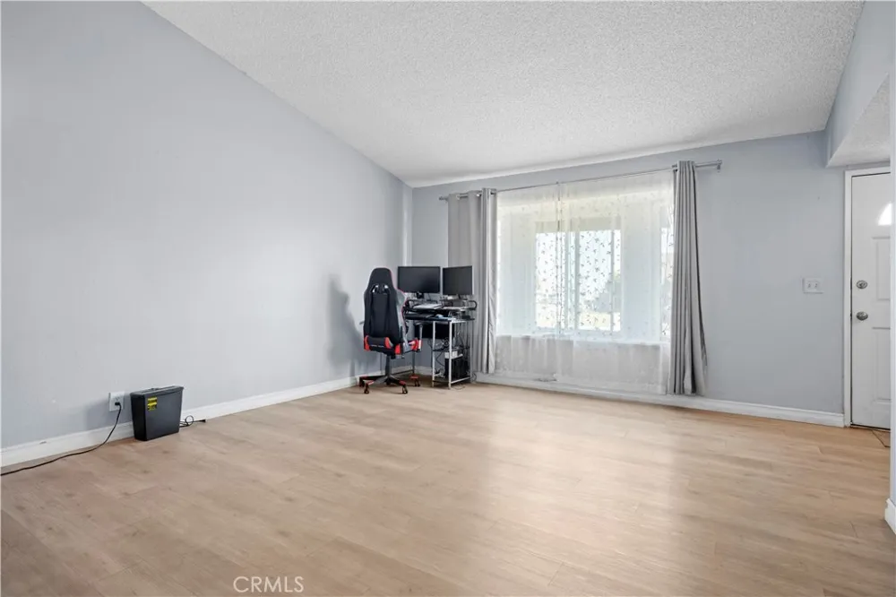 1328 W Jackson Rialto, CA 92376