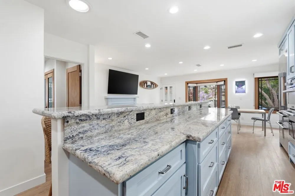 3600 Pine Avenue Manhattan Beach, CA 90266