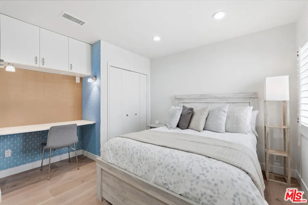 3600 Pine Avenue Manhattan Beach, CA 90266