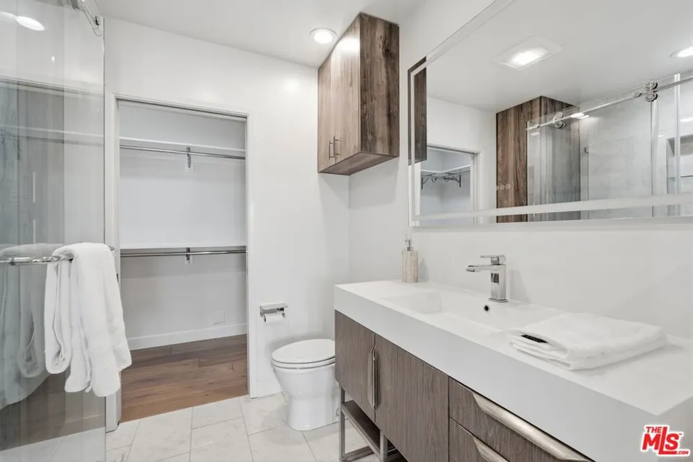3600 Pine Avenue Manhattan Beach, CA 90266