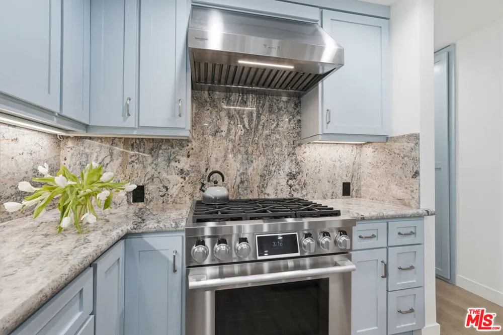 3600 Pine Avenue Manhattan Beach, CA 90266