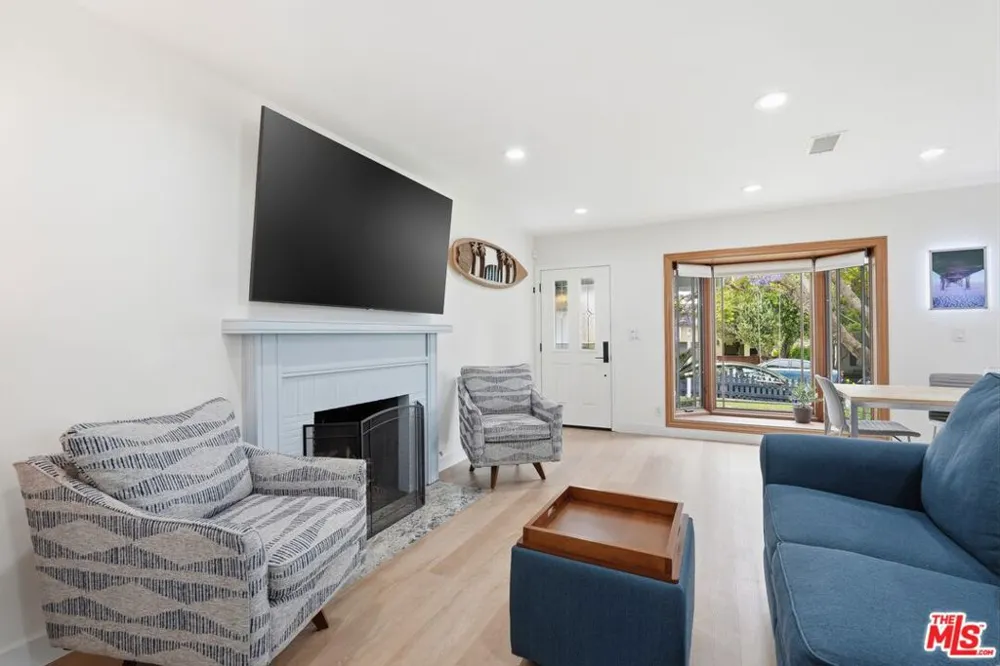 3600 Pine Avenue Manhattan Beach, CA 90266