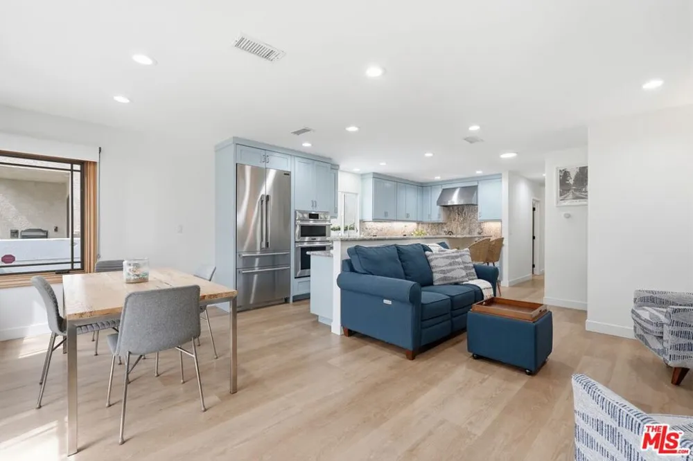 3600 Pine Avenue Manhattan Beach, CA 90266