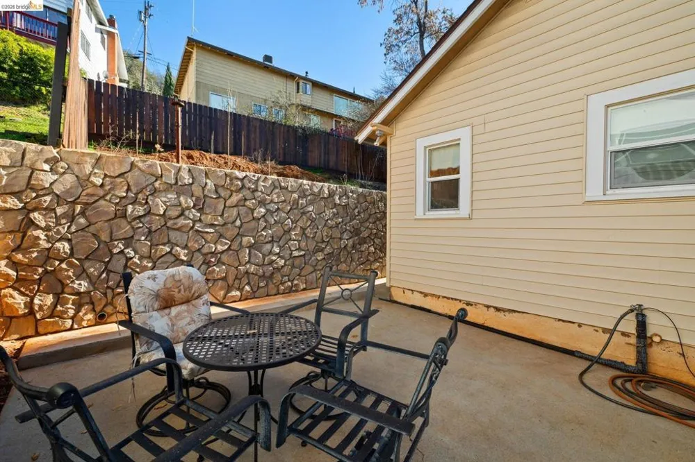169 Shepherd St. Sonora, CA 95370