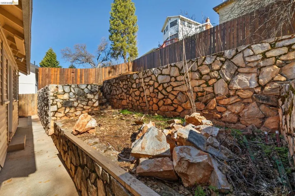 169 Shepherd St. Sonora, CA 95370