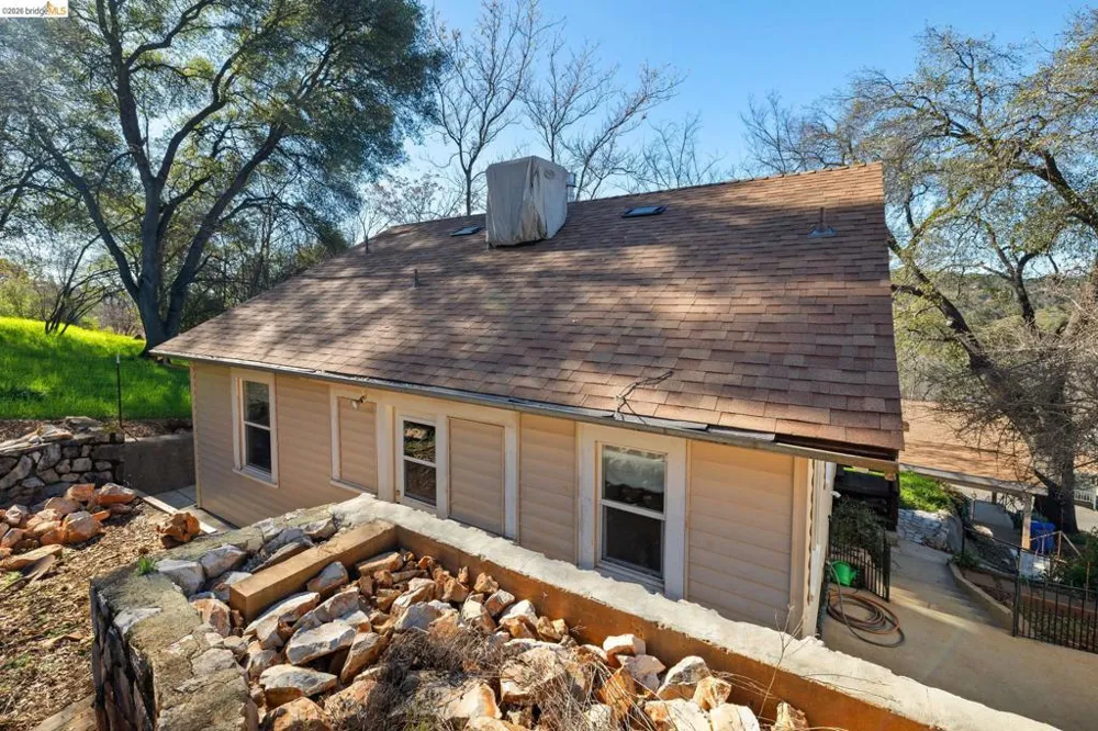 169 Shepherd St. Sonora, CA 95370
