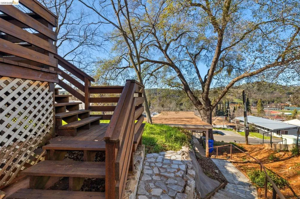 169 Shepherd St. Sonora, CA 95370