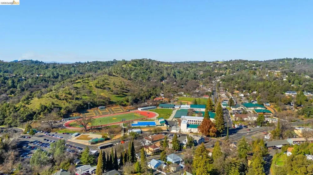 169 Shepherd St. Sonora, CA 95370