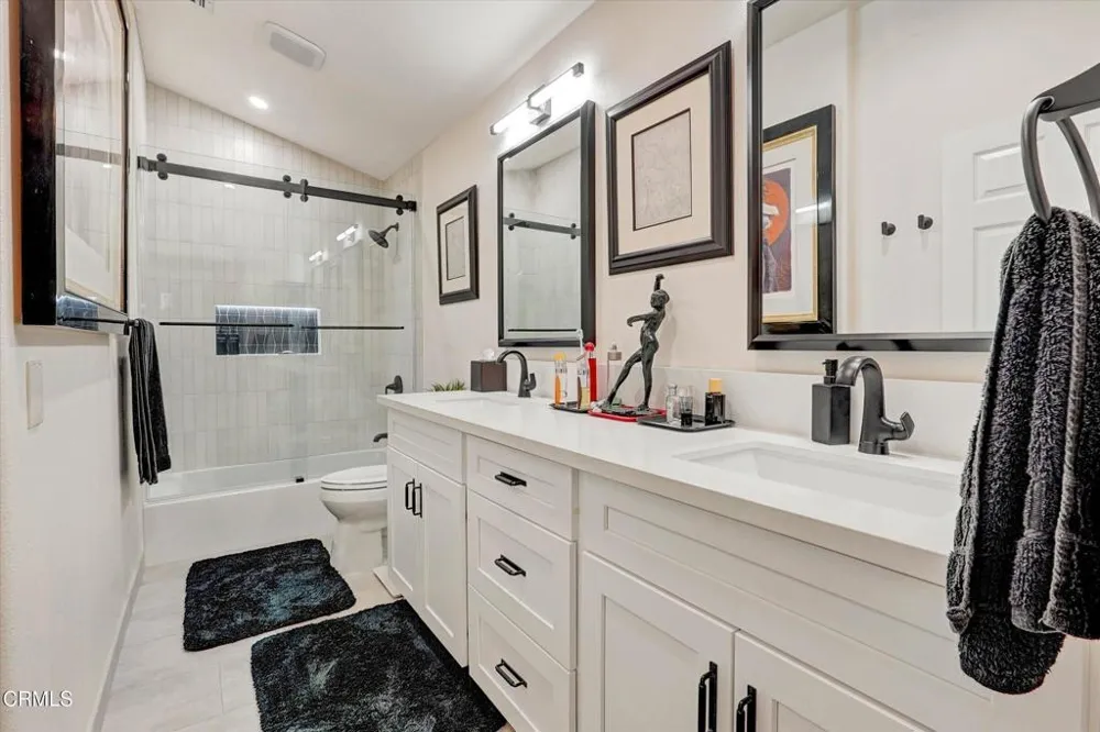 22337 Mission Circle Chatsworth, CA 91311