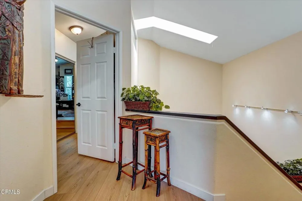 22337 Mission Circle Chatsworth, CA 91311