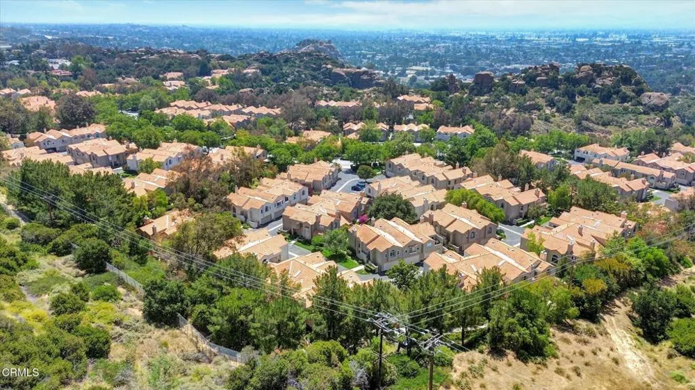 22337 Mission Circle Chatsworth, CA 91311