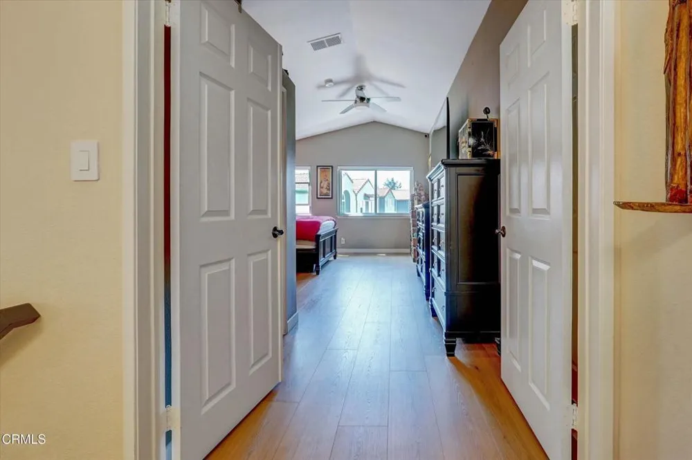22337 Mission Circle Chatsworth, CA 91311
