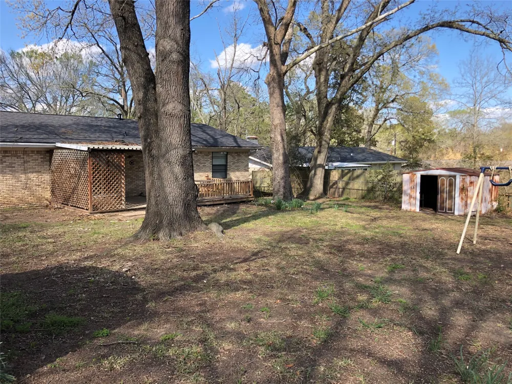 507 Colonial Drive Athens, TX 75751