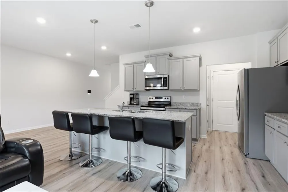 7548 Knoll Hollow Road Lithonia, GA 30058