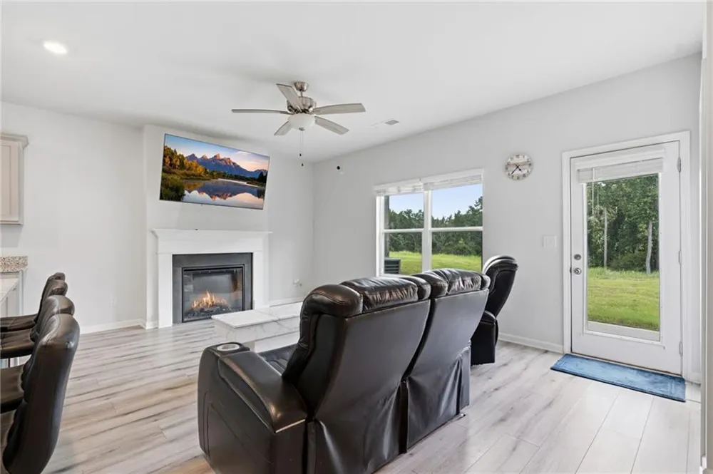 7548 Knoll Hollow Road Lithonia, GA 30058