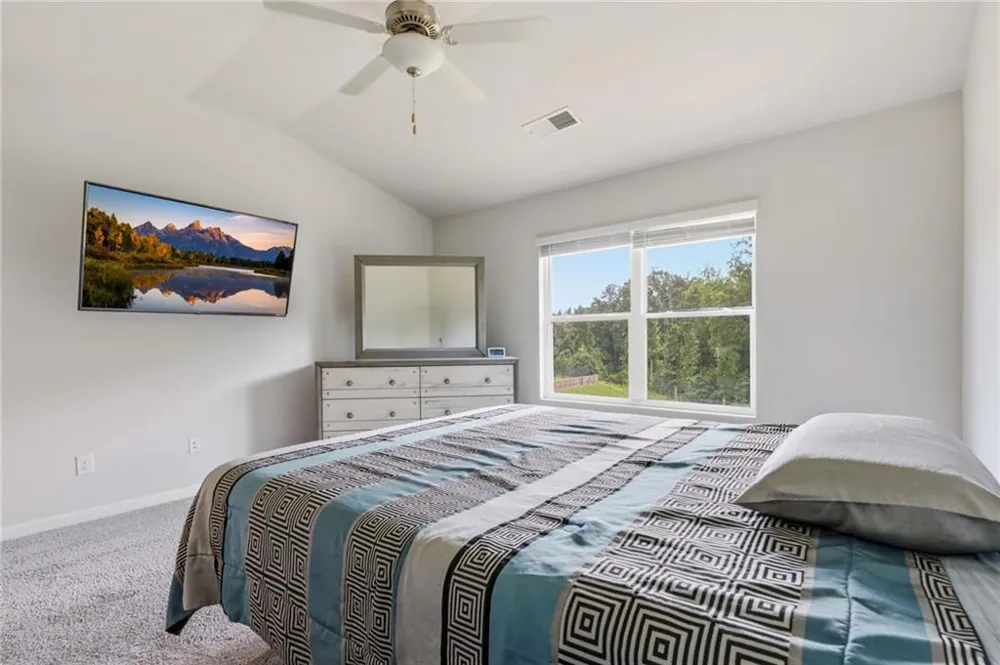 7548 Knoll Hollow Road Lithonia, GA 30058